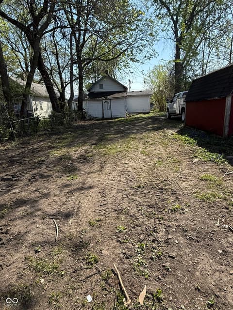 Photo of 426 Leeds Avenue, Indianapolis, IN