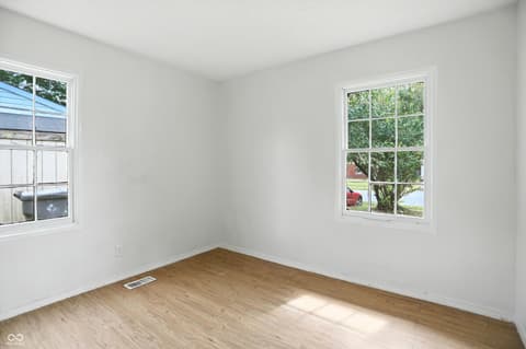 Photo of 6672 E 43rd Place, Indianapolis, IN
