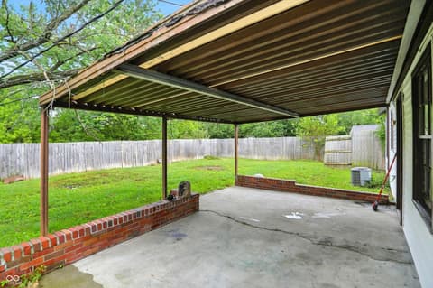 Photo of 6672 E 43rd Place, Indianapolis, IN