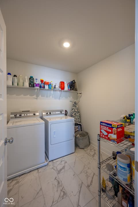 Photo of 1041 Elmwood Lane, Greenwood, IN