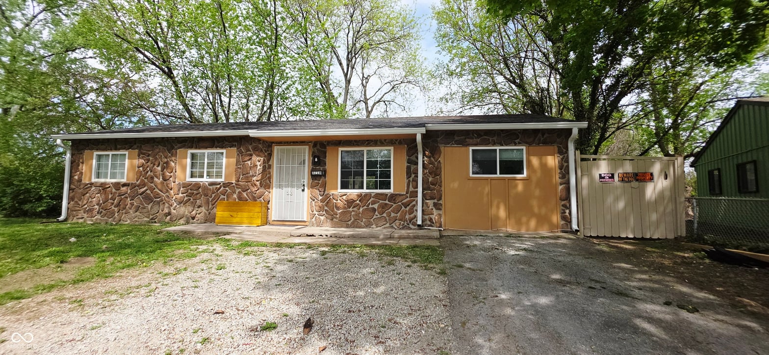 Photo of 8716 E 41st Place, Indianapolis, IN