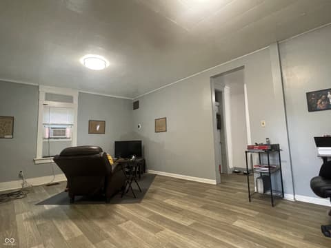 Sitting Room — 215 E Laurel Street, Seymour, IN