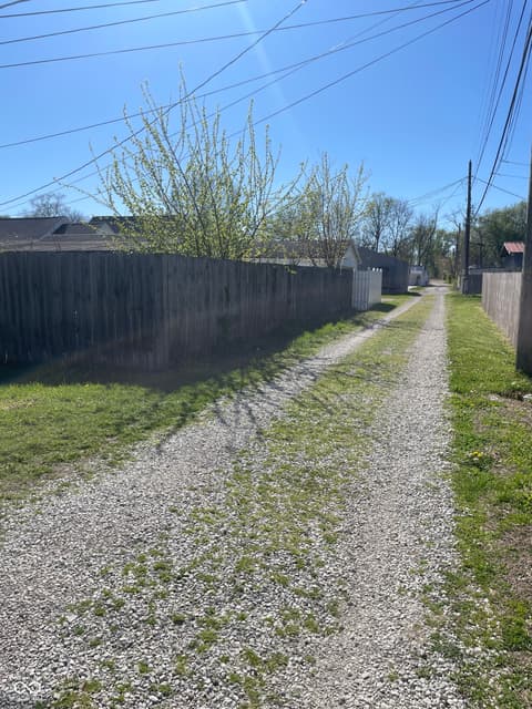 Community — 215 E Laurel Street, Seymour, IN