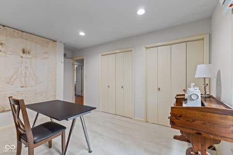 Photo of 7050 Wildridge Drive, Indianapolis, IN