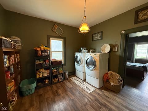 Laundry room at 61 S West Street, Rosedale, IN
