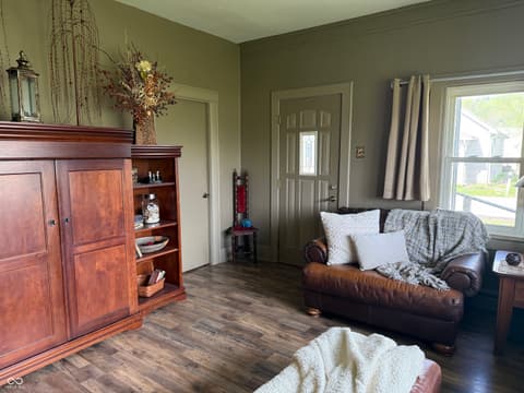 Living room at 61 S West Street, Rosedale, IN