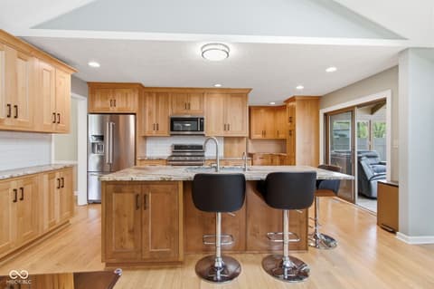 Photo of 225 Heady Lane, Fishers, IN