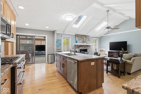 Photo of 225 Heady Lane, Fishers, IN
