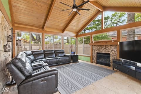 Photo of 225 Heady Lane, Fishers, IN