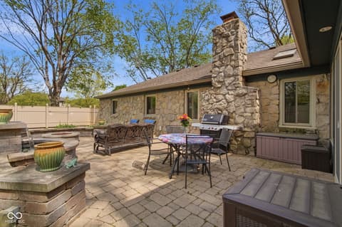 Photo of 225 Heady Lane, Fishers, IN