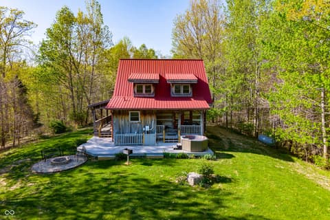 Photo of 2991 State Road 135 N, Nashville, IN