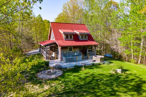 Photo of 2991 State Road 135 N, Nashville, IN