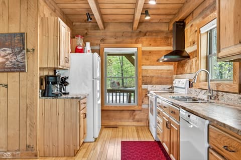 Photo of 2991 State Road 135 N, Nashville, IN