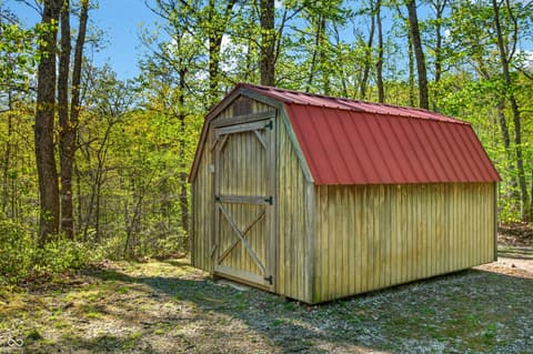 Photo of 2991 State Road 135 N, Nashville, IN