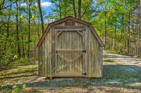 Photo of 2991 State Road 135 N, Nashville, IN