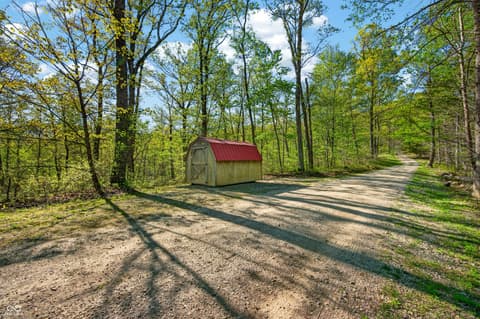 Photo of 2991 State Road 135 N, Nashville, IN