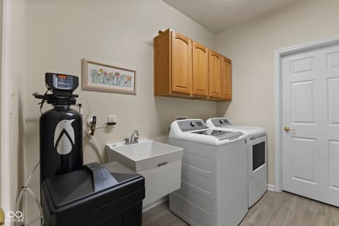 Photo of 5807 Cool Hollow Way, Indianapolis, IN