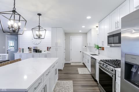 Photo of 4625 Berkshire Lane, Indianapolis, IN