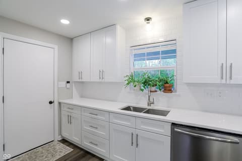 Photo of 4625 Berkshire Lane, Indianapolis, IN