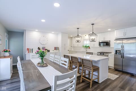 Photo of 4625 Berkshire Lane, Indianapolis, IN