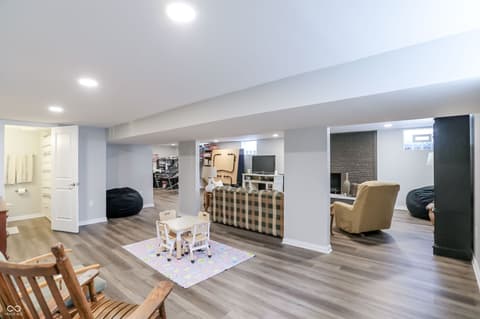 Photo of 4625 Berkshire Lane, Indianapolis, IN