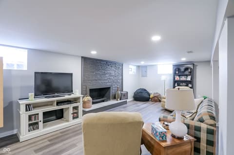 Photo of 4625 Berkshire Lane, Indianapolis, IN