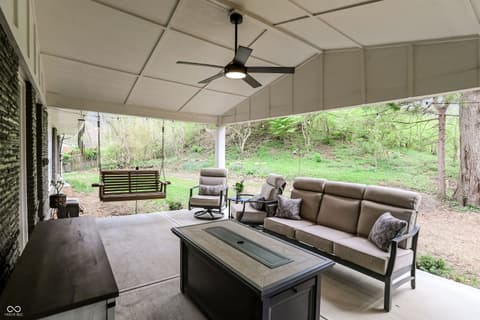 Photo of 4625 Berkshire Lane, Indianapolis, IN