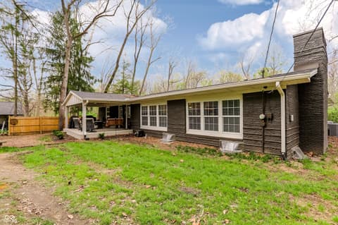 Photo of 4625 Berkshire Lane, Indianapolis, IN