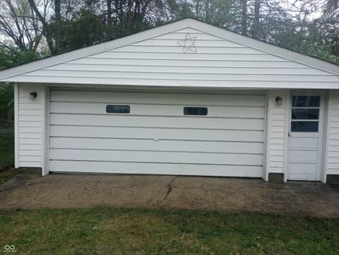 Photo of 2915 W 33rd Street, Indianapolis, IN