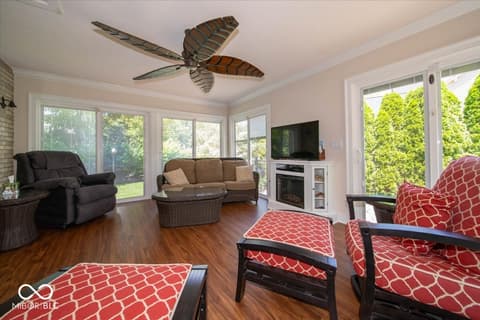 Bonus room at 5424 Woodfield Drive N, Carmel, IN