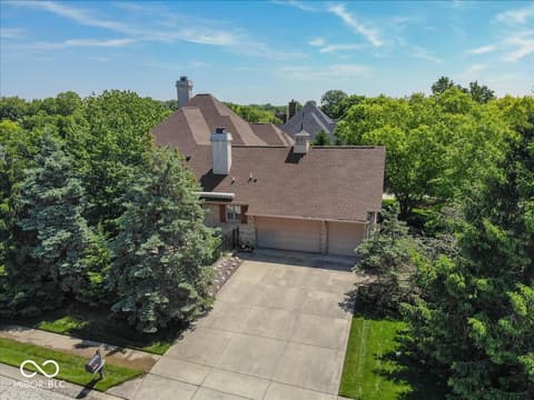 Aerial view at 5424 Woodfield Drive N, Carmel, IN