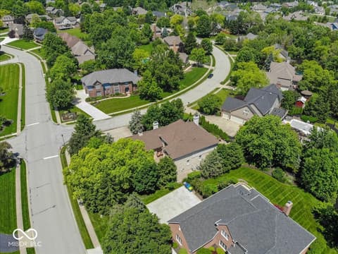 Aerial view at 5424 Woodfield Drive N, Carmel, IN
