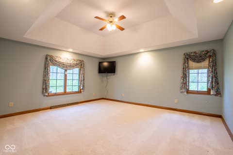 Photo of 1112 N Dogwood Way, Greenfield, IN