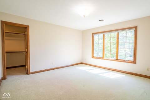 Photo of 1112 N Dogwood Way, Greenfield, IN
