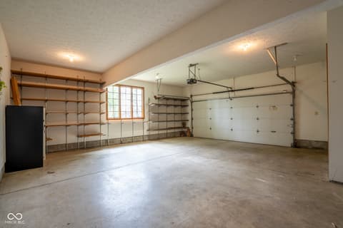 Photo of 1112 N Dogwood Way, Greenfield, IN
