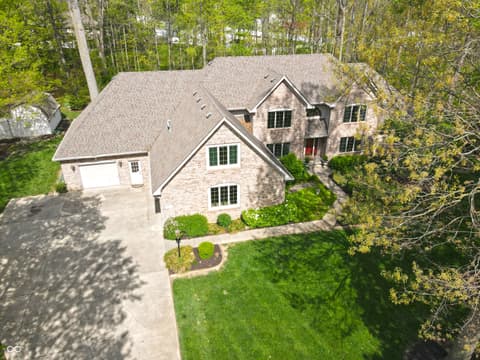 Photo of 1112 N Dogwood Way, Greenfield, IN