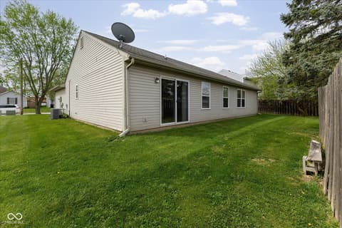 Photo of 1226 Meadowood Drive, Danville, IN
