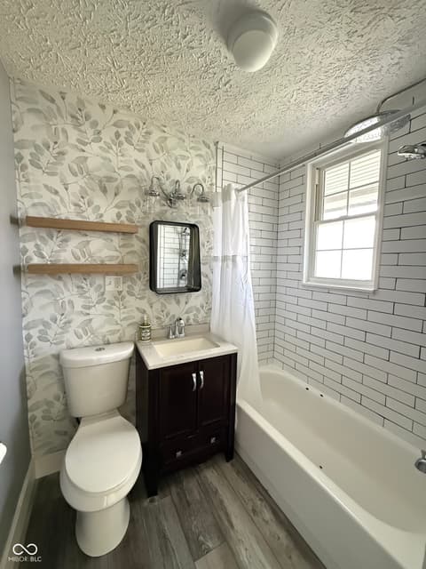 Photo of 147 S Franklin Street, Knightstown, IN