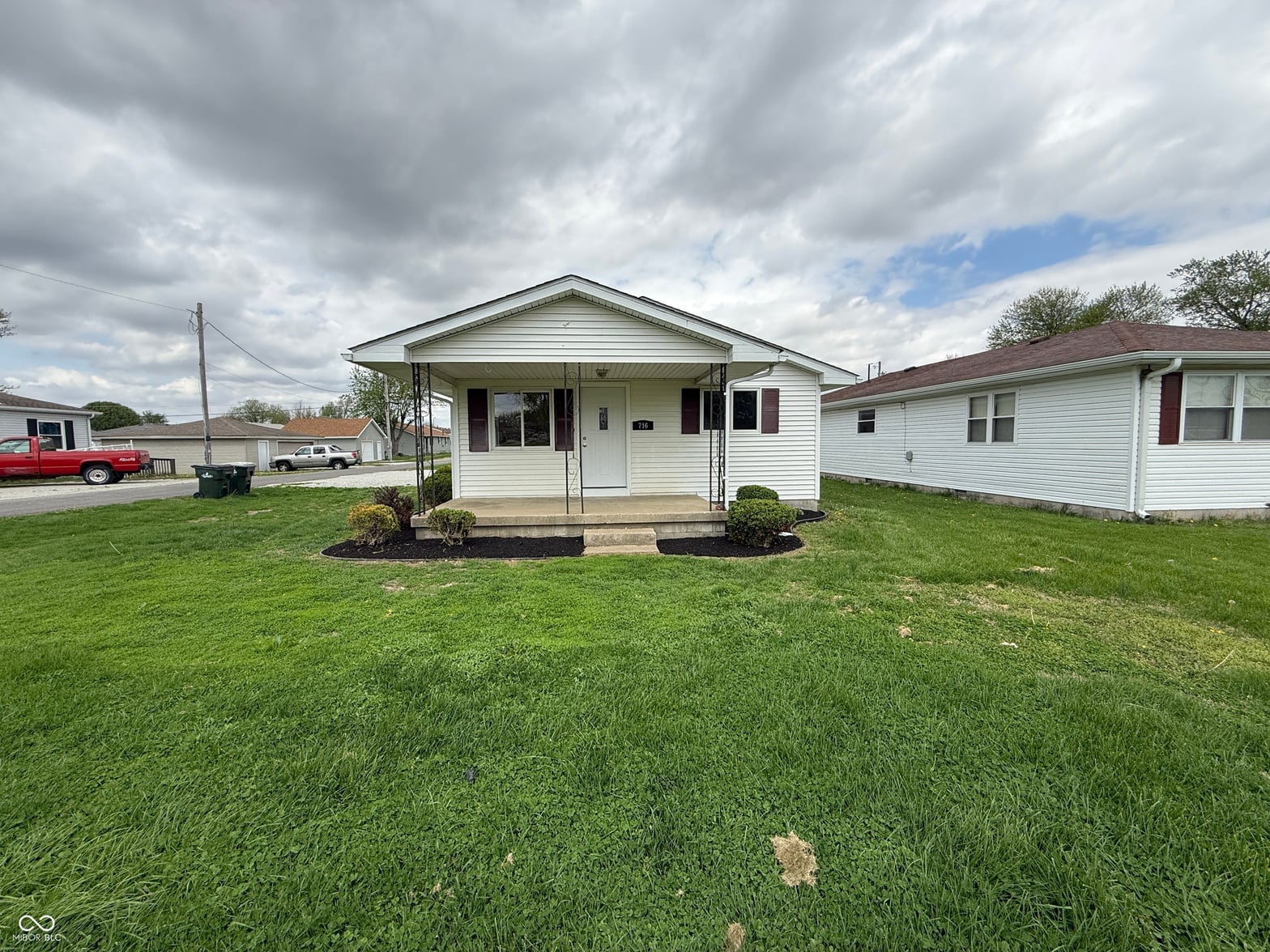 Photo of 716 W Walnut Street, Greensburg, IN
