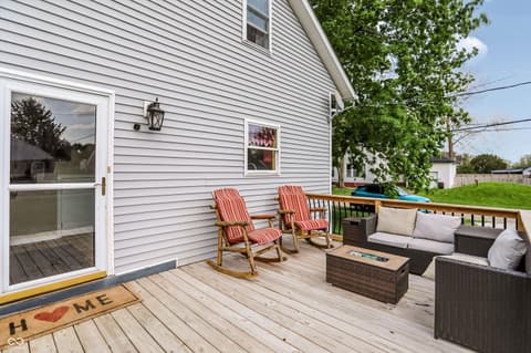 Photo of 205 W Main Street, Jamestown, IN