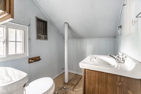 Photo of 6124 Winthrop Avenue, Indianapolis, IN