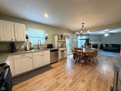 Photo of 1466 Ripplewood Drive, Danville, IN