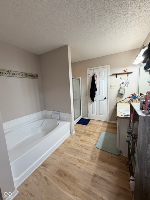 Photo of 1466 Ripplewood Drive, Danville, IN
