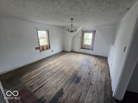 Bonus room at 1411 Locust Street, Anderson, IN