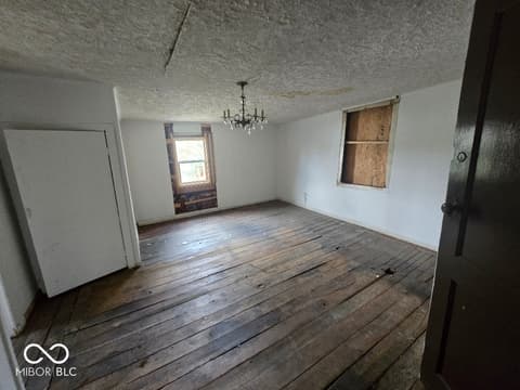 Dining room at 1411 Locust Street, Anderson, IN