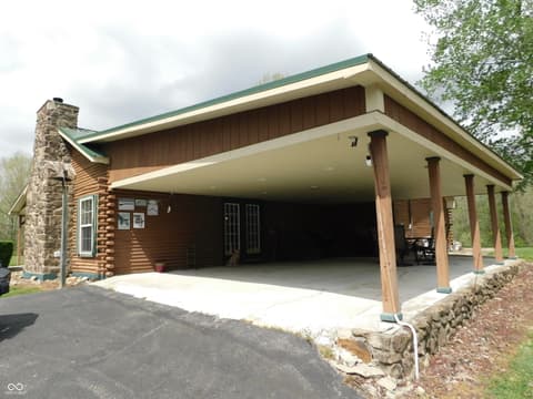 Front exterior at 3737 W Thomastown Road, Scottsburg, IN