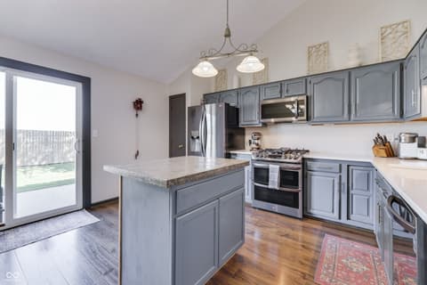 Photo of 814 Morphis Lane, Greenwood, IN