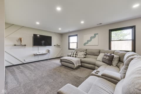 Photo of 814 Morphis Lane, Greenwood, IN