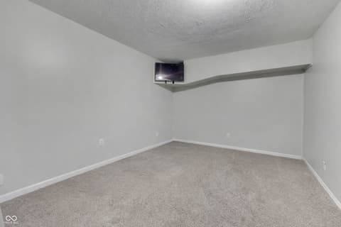 Photo of 814 Morphis Lane, Greenwood, IN
