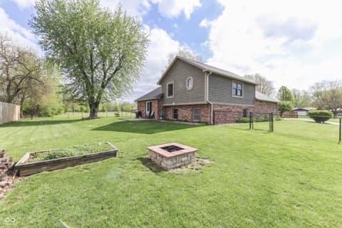 Photo of 814 Morphis Lane, Greenwood, IN